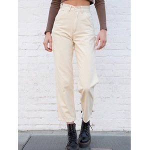 Medium Brandy Melville Tammy Cargo Pants